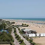 Apartament Giuliana - *