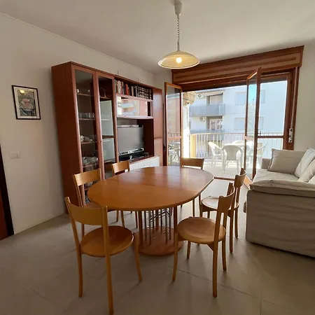 Apartman Giuliana - *